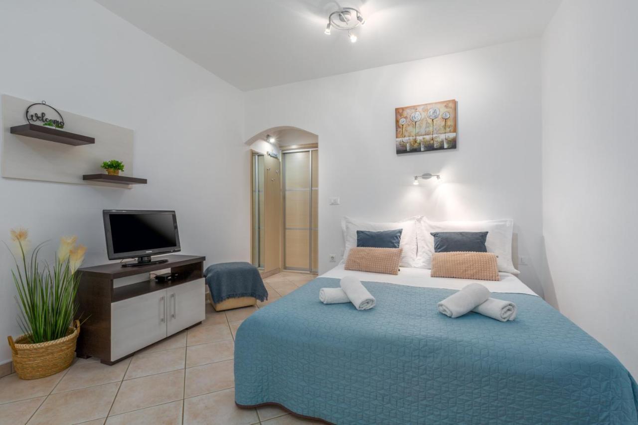 Studio Apartments Pinia-Marina Poreč Buitenkant foto